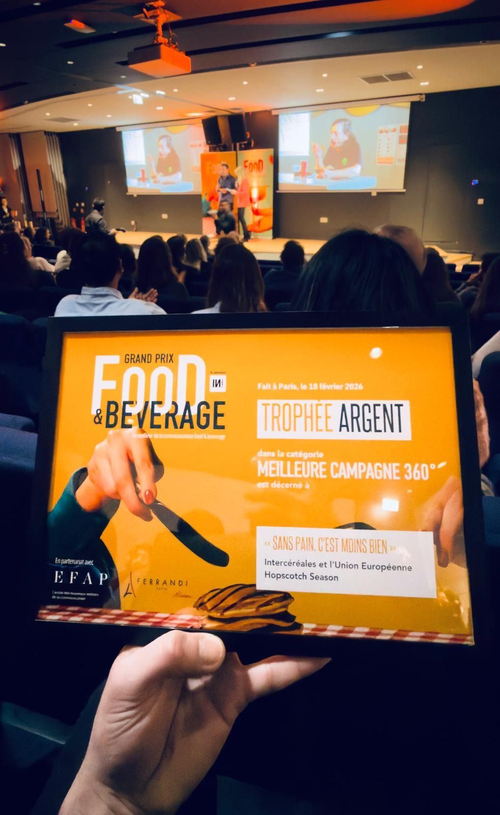 Trophée de la campagne Intercéréales « Sans pain, c'est moins bien ».
